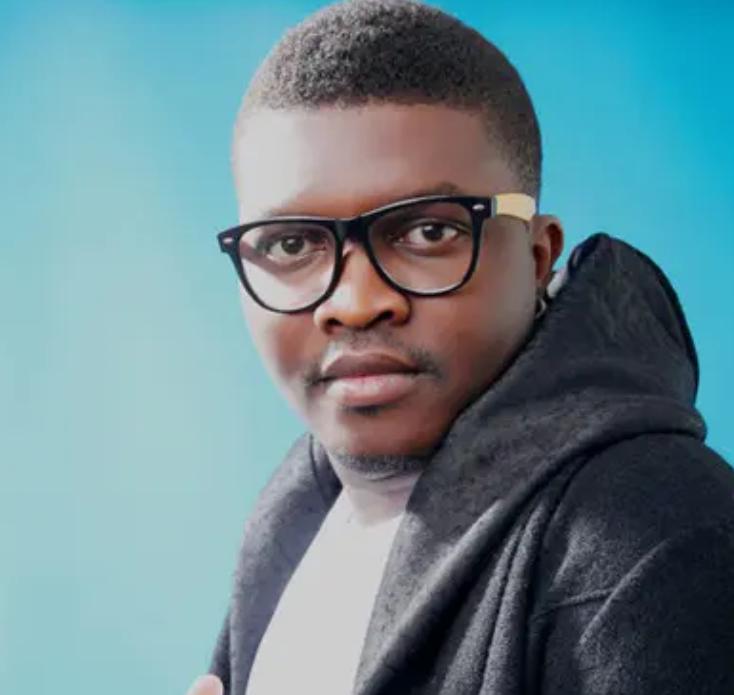 黑人歌手好弟近况:走红后迎娶中国姑娘,今36岁仍未取得中国绿卡