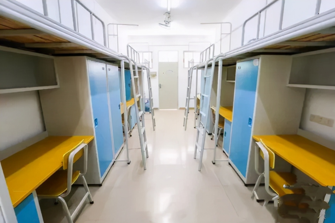大学宿舍是四人间的宿舍有哪些,哪个大学宿舍四人间最好