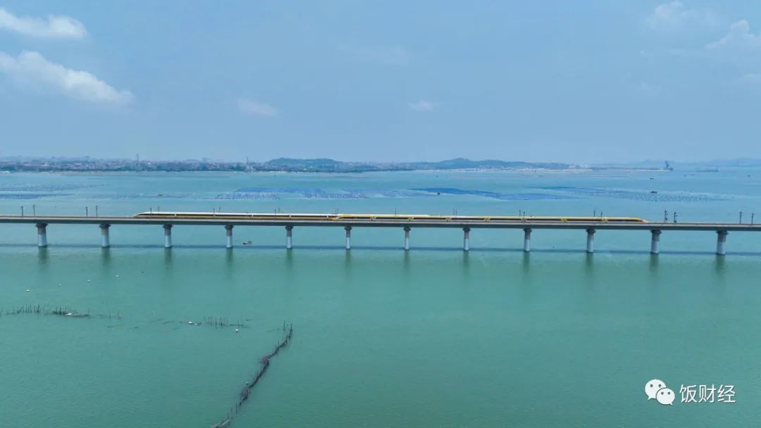 中国高铁运营速度可达450公里吗,中国高铁将进入时速400公里时代