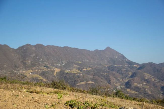 镇安海棠山山顶村子,秦岭关中深山最真实的老房子