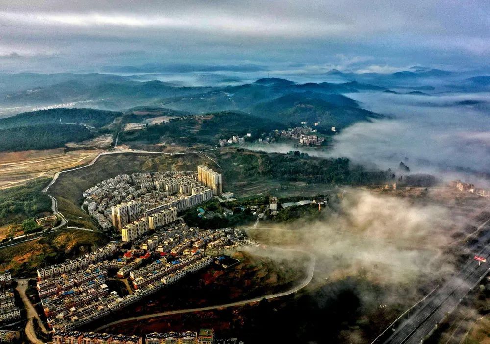 曲靖市各区县为什么发展如此均衡,曲靖市旅游资源有哪些优势