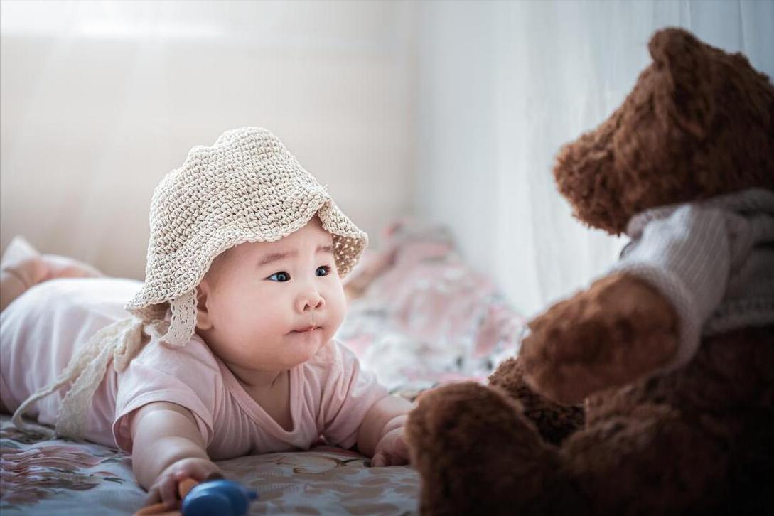 0-3个月婴儿早教该注意什么,3个月宝宝早教训练项目大全