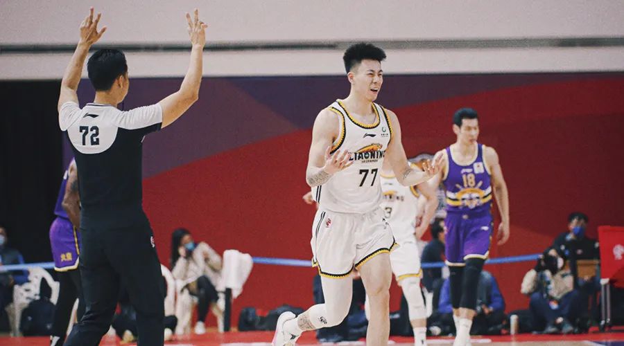 辽宁39分大胜深圳,辽宁42分惨败复仇