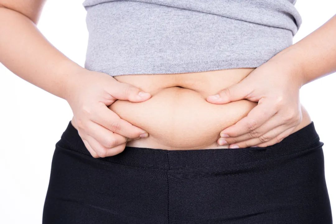 湿气重的人这三个部位会鼓起来,身上湿气重怎么把湿气排出来