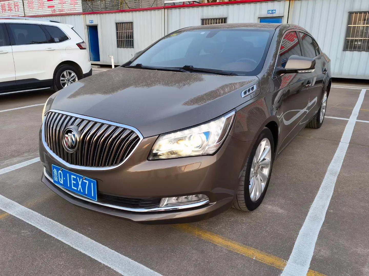 15年最高配别克君越二手价格,别克君越2021款1.5落地价多少钱