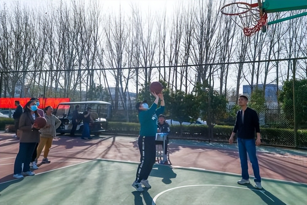 郑州信息科技职业学院运动会2024,技师学院三八运动会