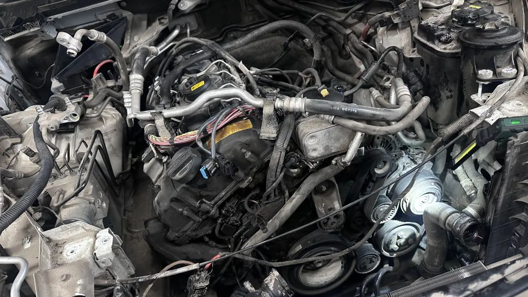 经典老车宝马x5翻新,宝马x5二手车整备翻新费用