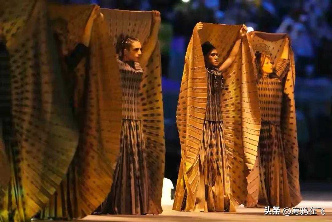 沙漠里的盛宴（三）开场锣中的杂音