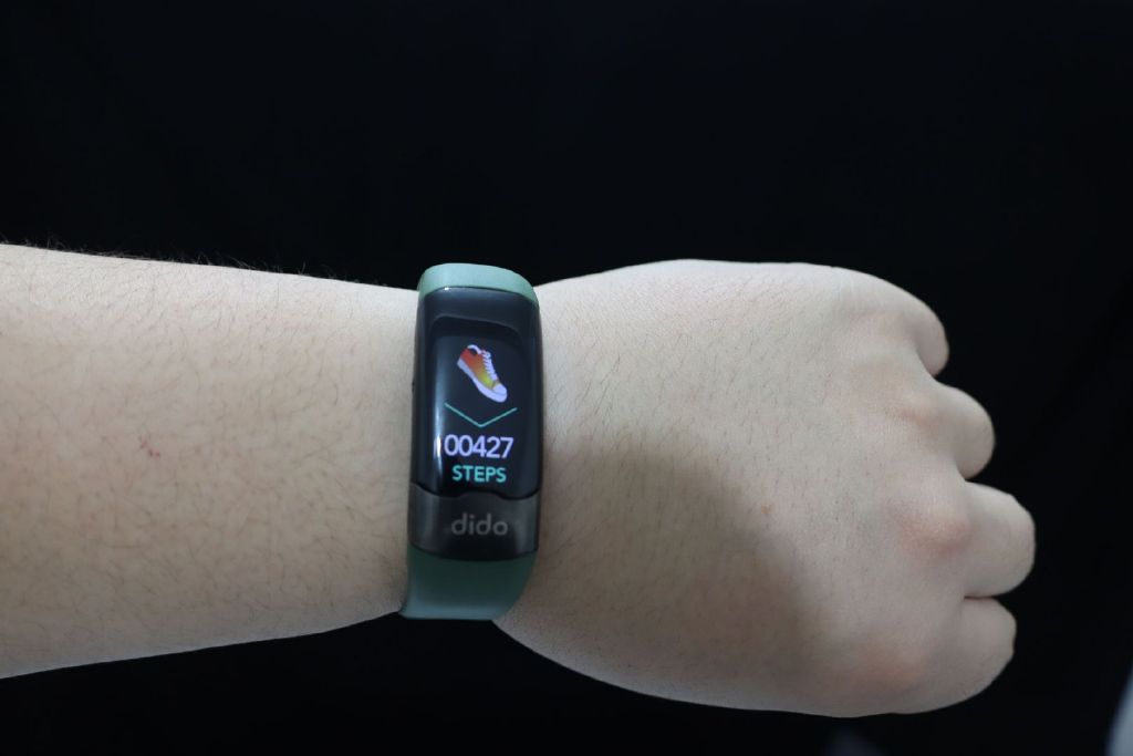 dido智能手环y2视频,didoy2手环