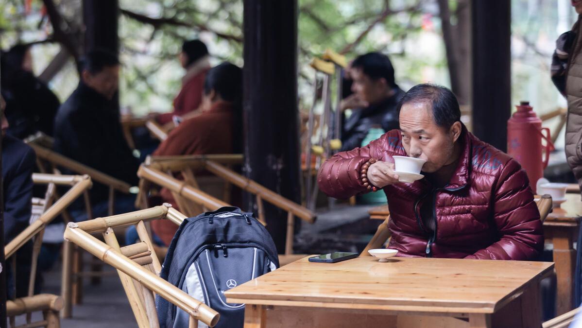 成都人民公园的导览图,走进成都的视频