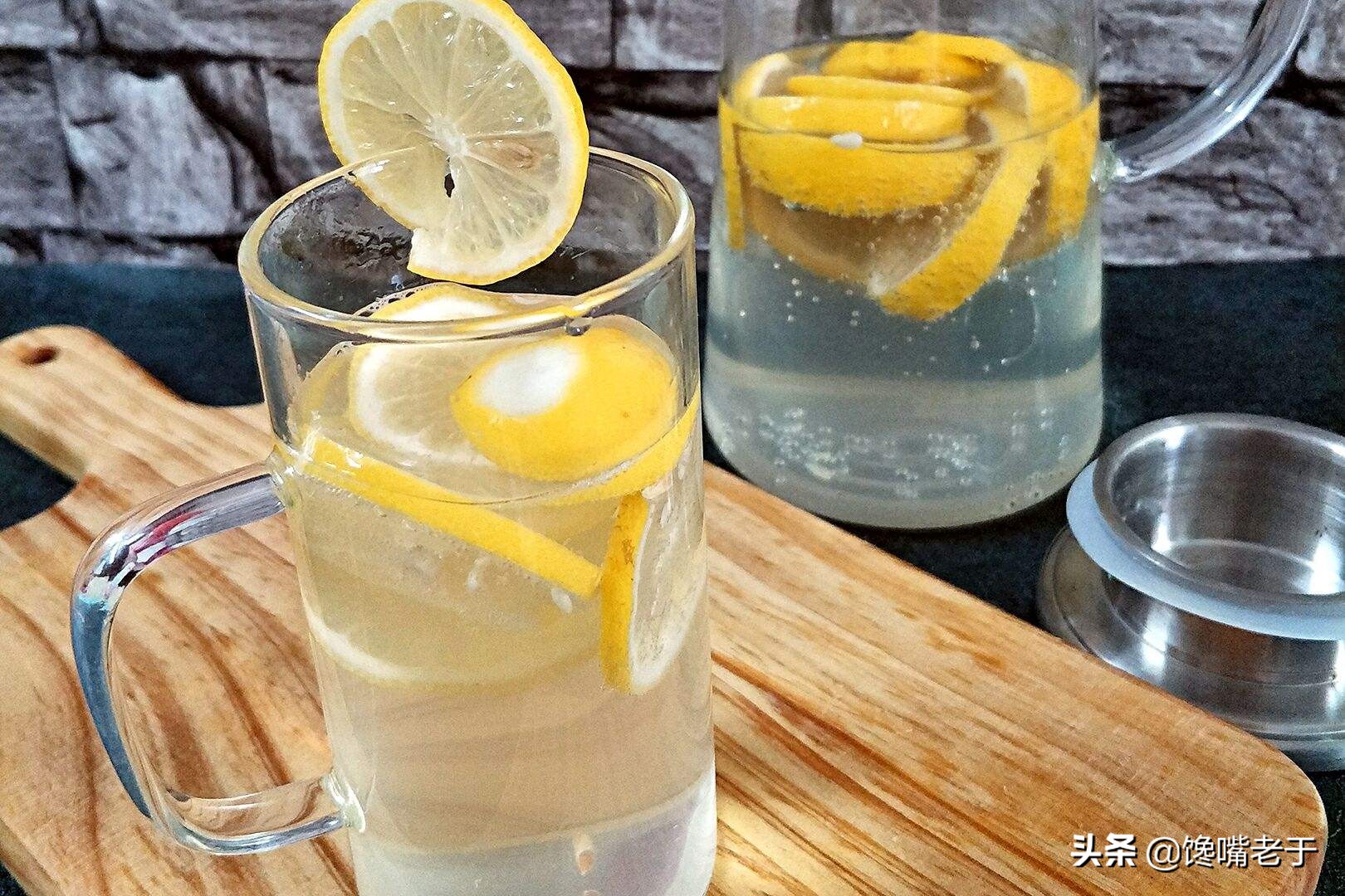 糖分比较低的适合老年人吃的水果,低糖高营养中老年人要多吃