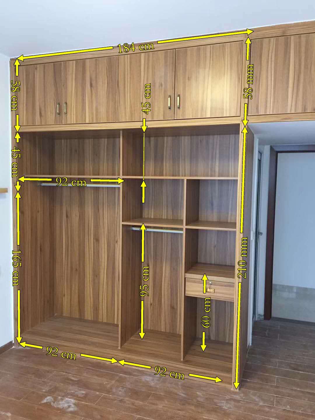 推拉门衣柜3米图纸,3门推拉门衣柜效果图大全2020款