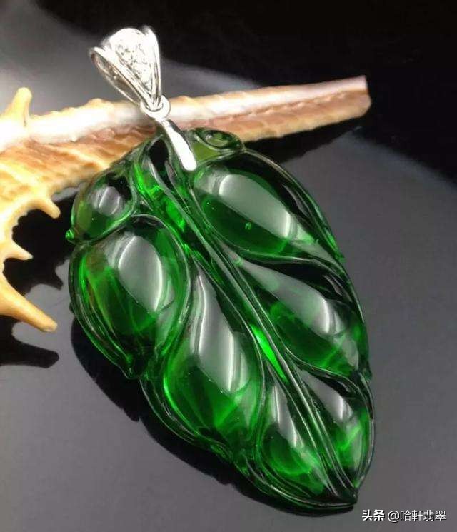酷似啤酒瓶底的「冰翠」，为何能屡屡冒充高档冰种翡翠？