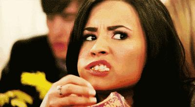 吃饭咬到腮帮子缺维生素吗,吃饭总咬腮帮子吃什么药