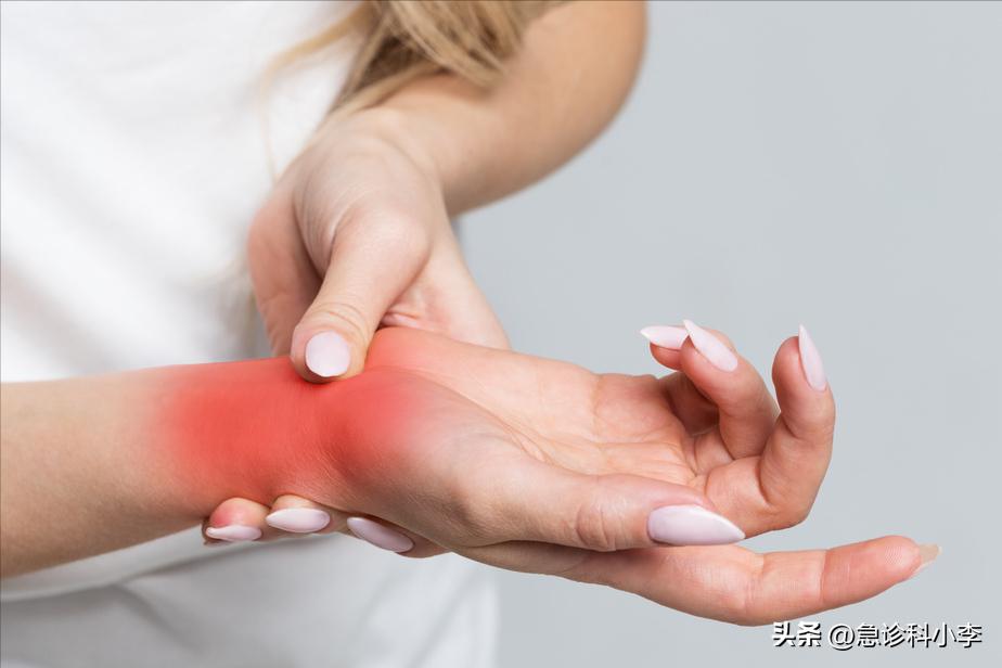 手发麻肩胛骨疼是什么病的先兆,手麻肩疼痛是什么原因