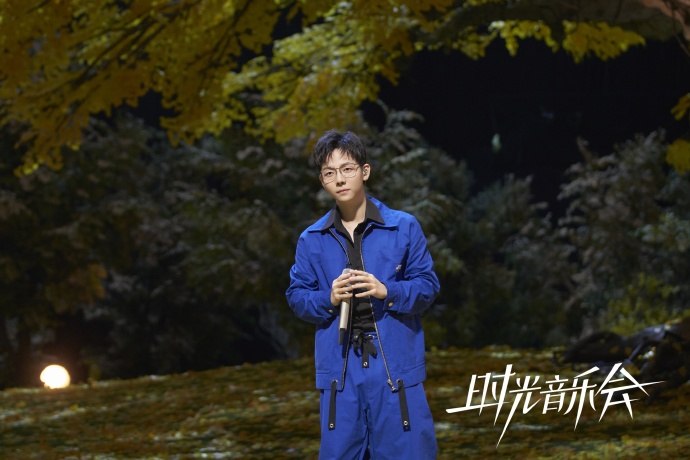 何炅张真源加盟田震专场,田震何炅时代少年团唱风雨彩虹