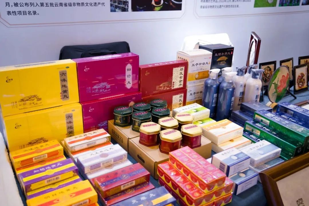 腾冲旅游必买礼包,到腾冲旅游应该买什么纪念品呢