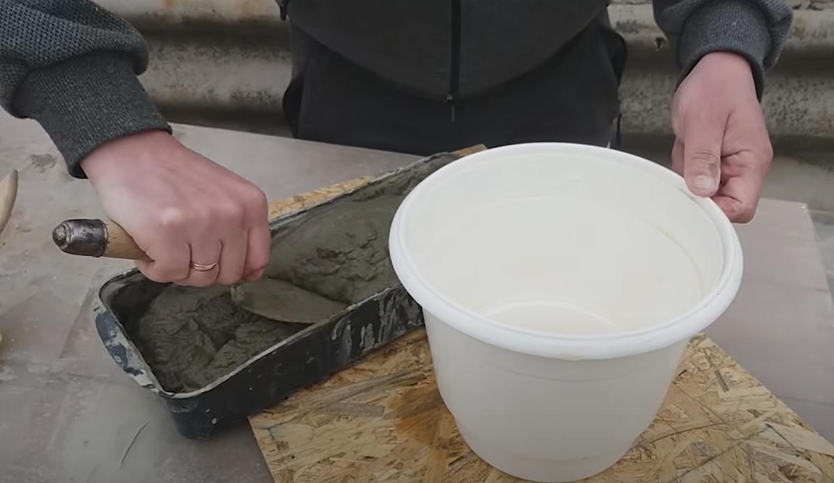 家庭可以用水泥花盆种花吗,在家种花什么花盆最好看