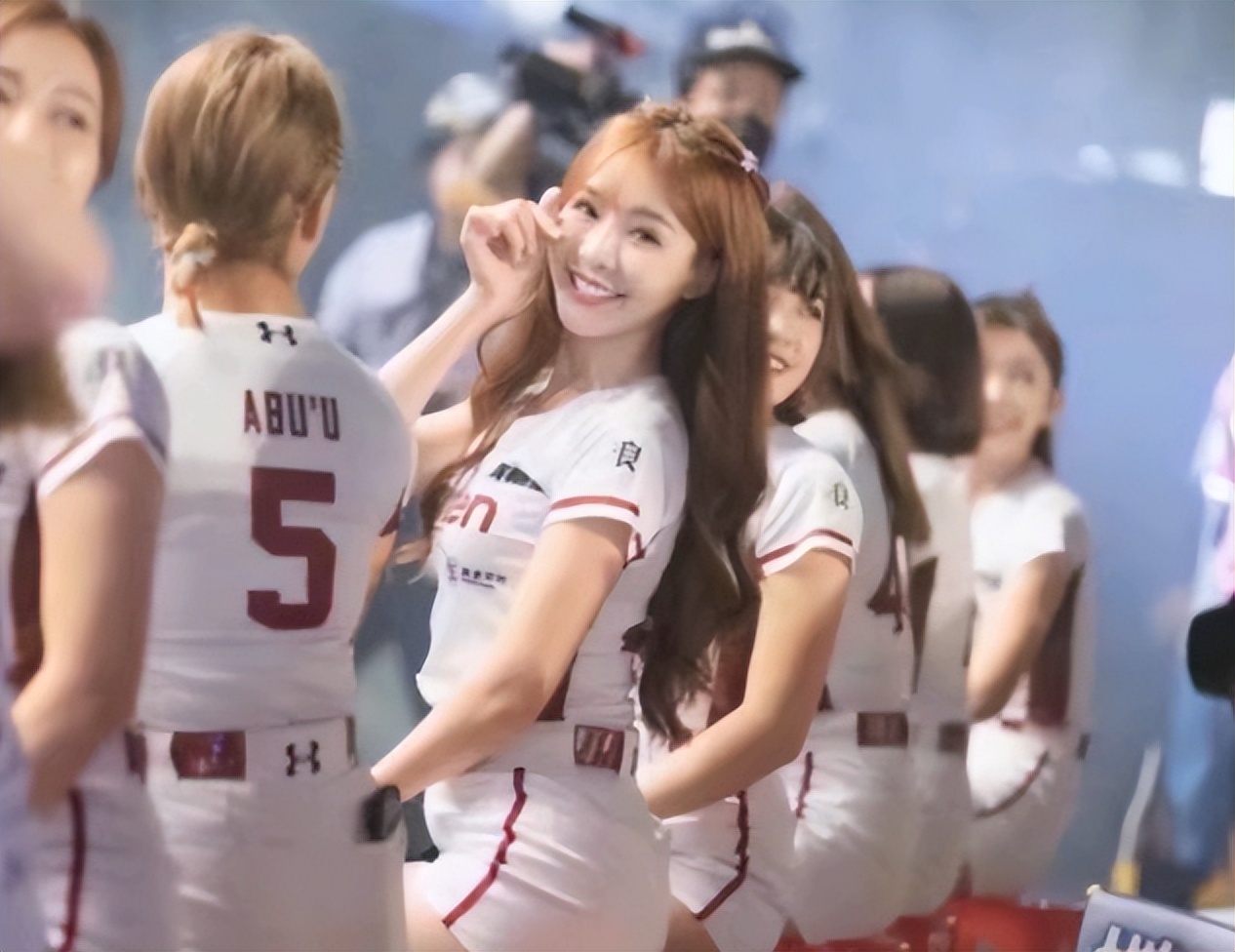 濂宠繍鍔ㄥ憳鍑鸿建,鍟﹀暒闃熷憳鍑鸿建鍚庣画