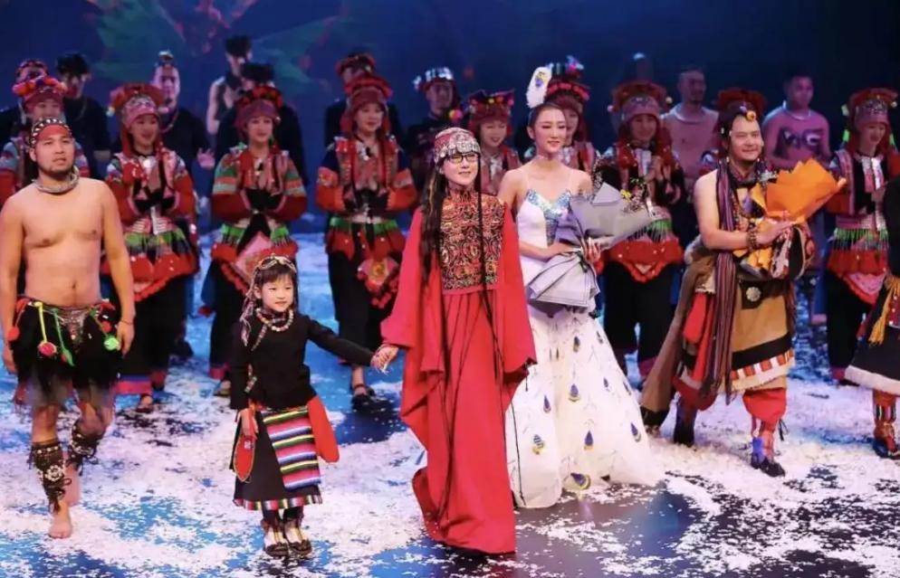 疫情下的明星有多惨,疫情下的明星百态