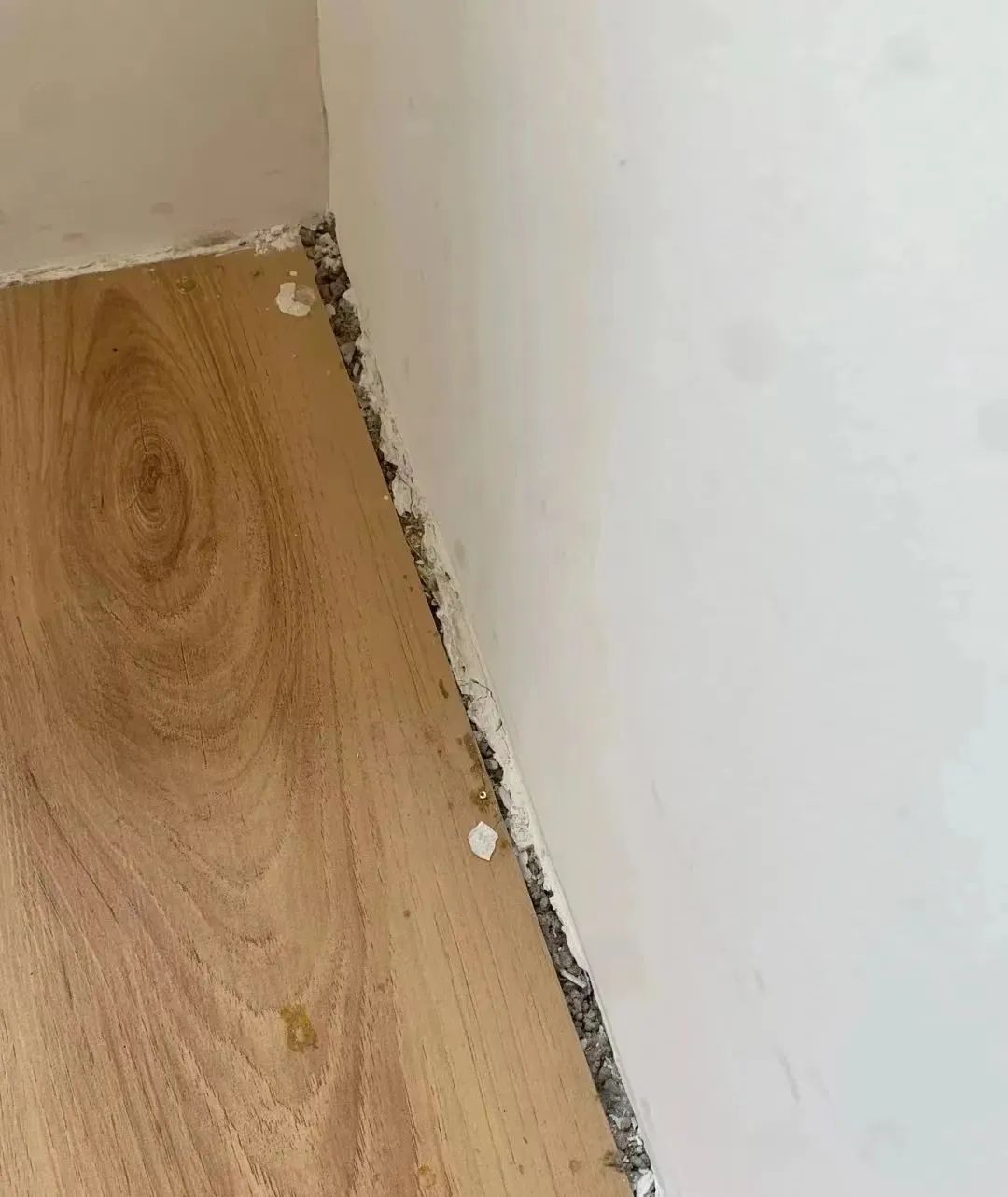 看似普通，实则容易翻车的8个设计，费钱就不说了，是真的好丑