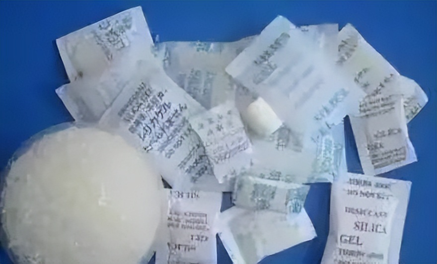 孩子眼球20分钟被熔化,小孩眼珠被熔化了怎么办