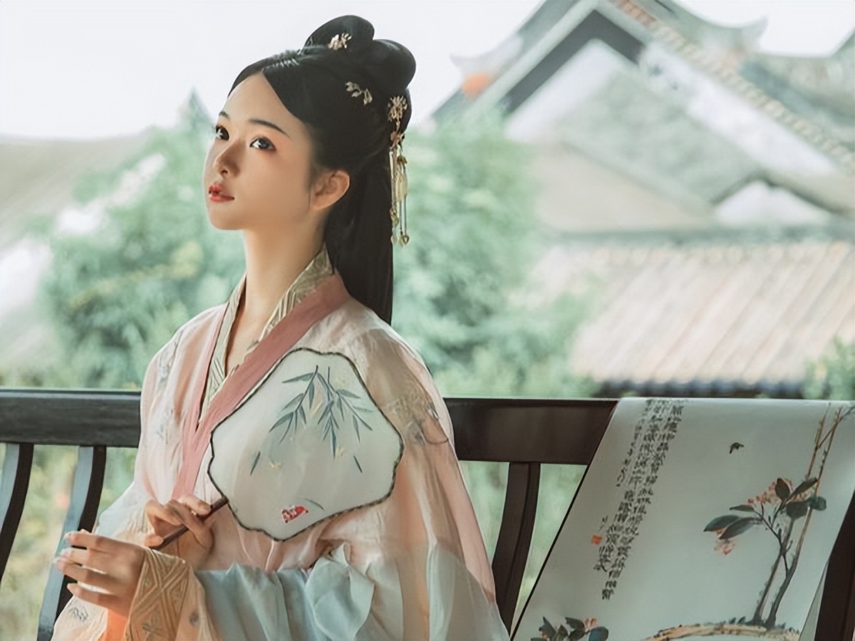 原创七律3首，写尽人间真情味。乐事今朝空赏菊，悲秋明日患思乡