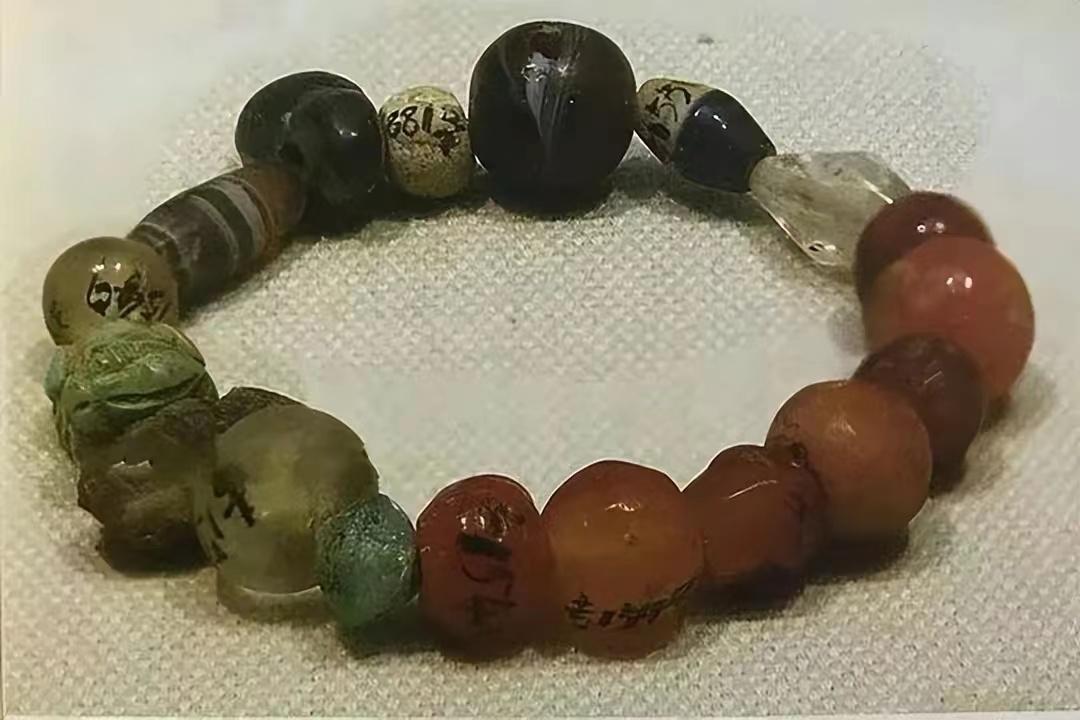 无瑕胜玉美至洁过冰清的意思,无瑕胜玉美