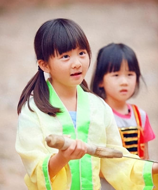 黄磊女儿出国留学,黄磊与他女儿