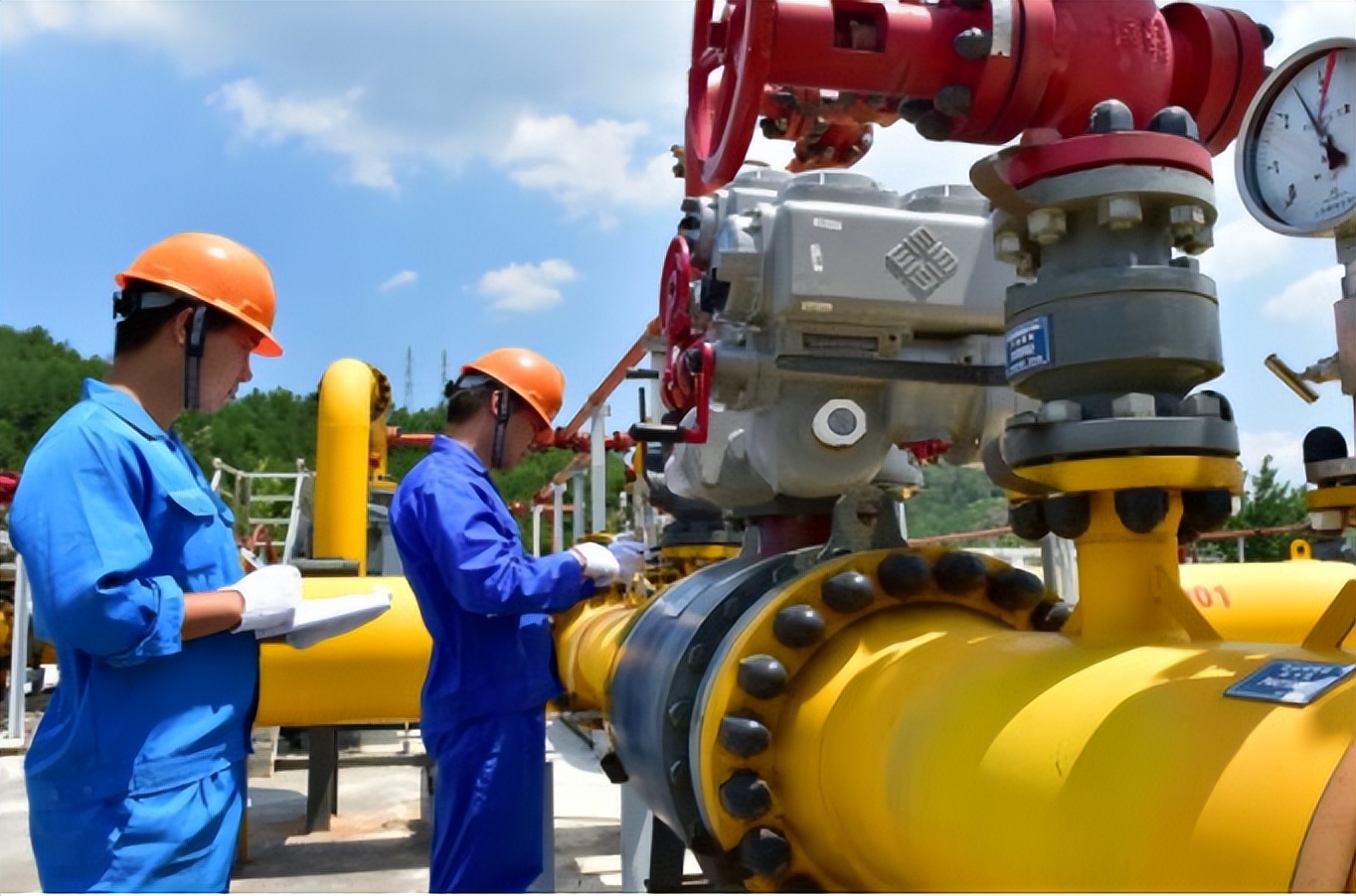 中国卡塔尔天然气订单,中国卡塔尔新能源