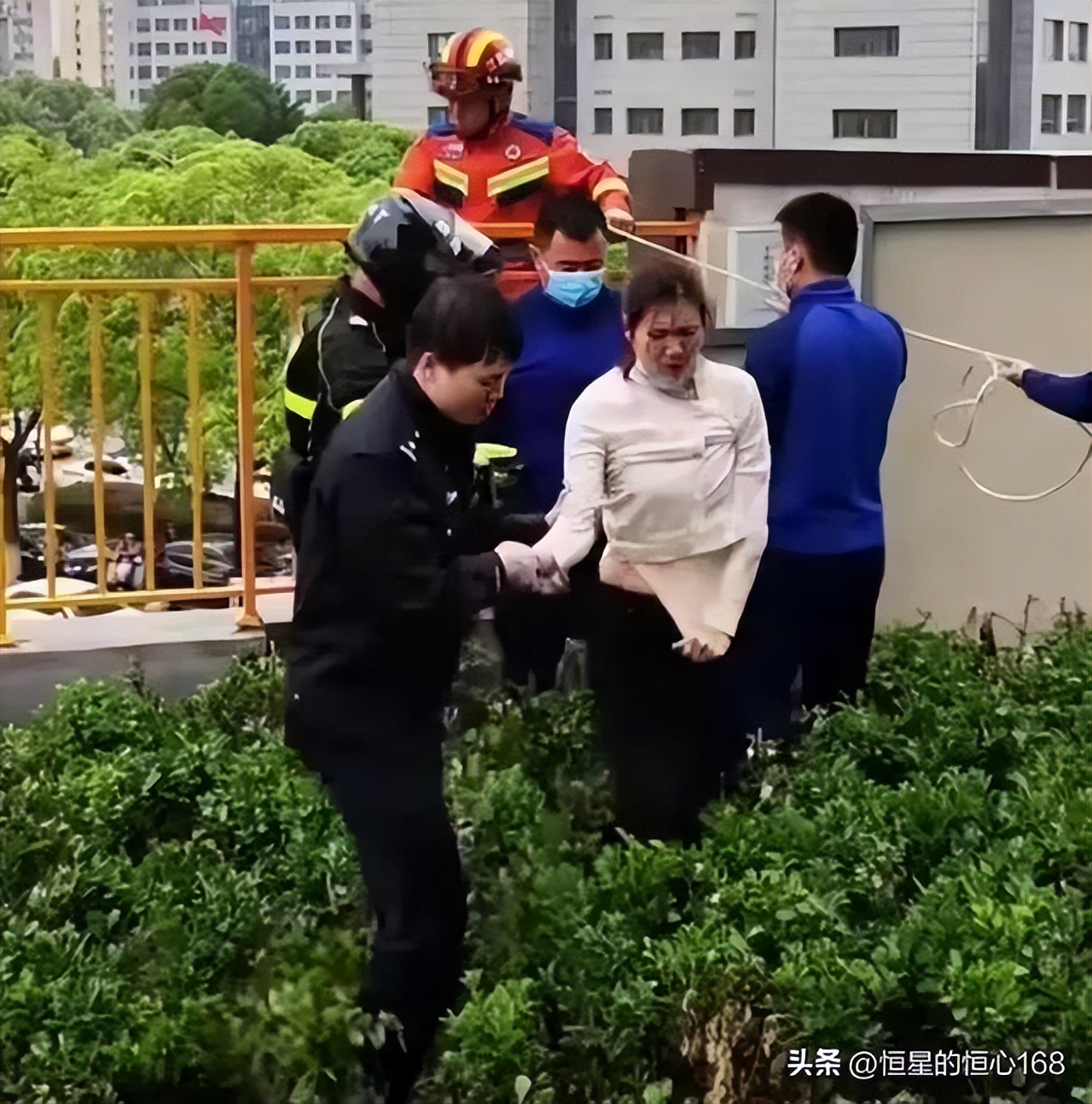 3岁女孩疑遭猥亵*体下**红肿、被塞臭袜子，男子反将受害者告上法庭