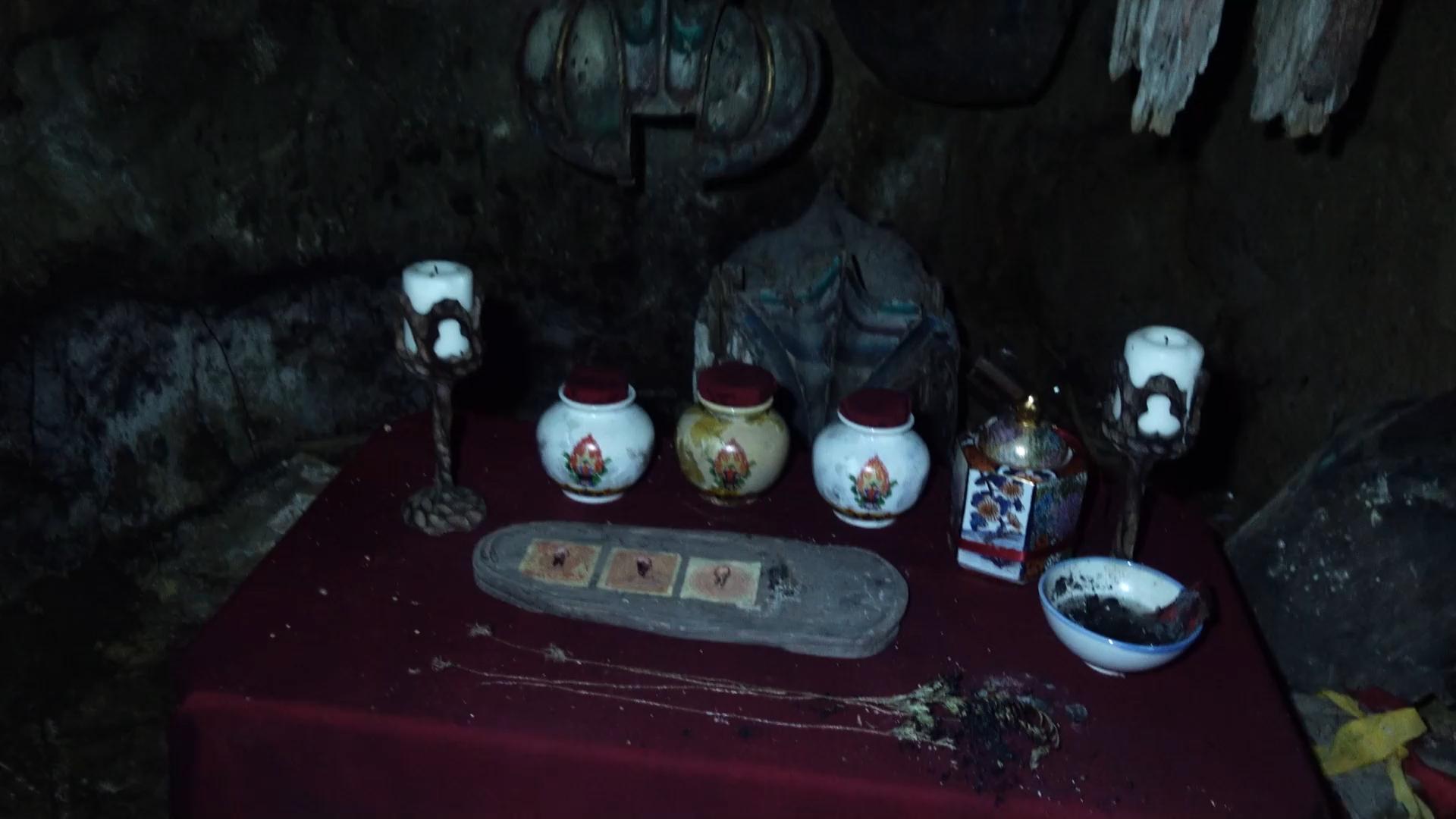 咒语有多恐怖,咒中的8字咒语是祝福吗