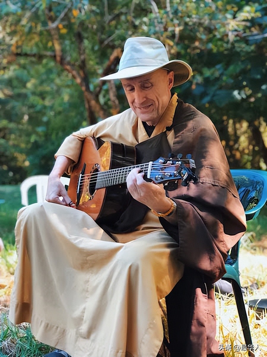 美国高材生出家当和尚：为了信仰，三步一拜2600里，6年不说话