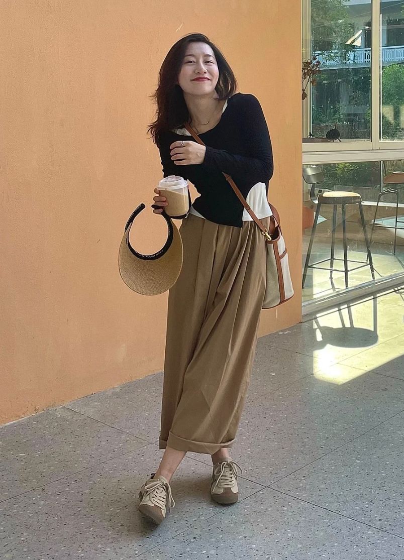 秋冬卡其裤最经典的搭配,卡其色直筒裤穿搭秋冬