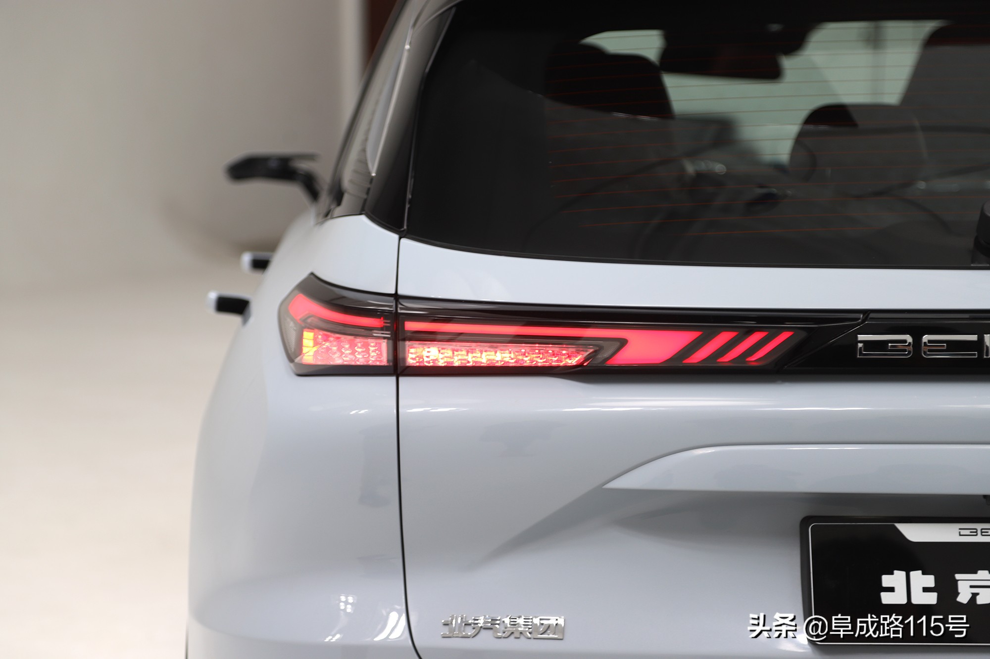 电子后视镜、鸿蒙OS车机这台叫魔方的北京特产有秘密