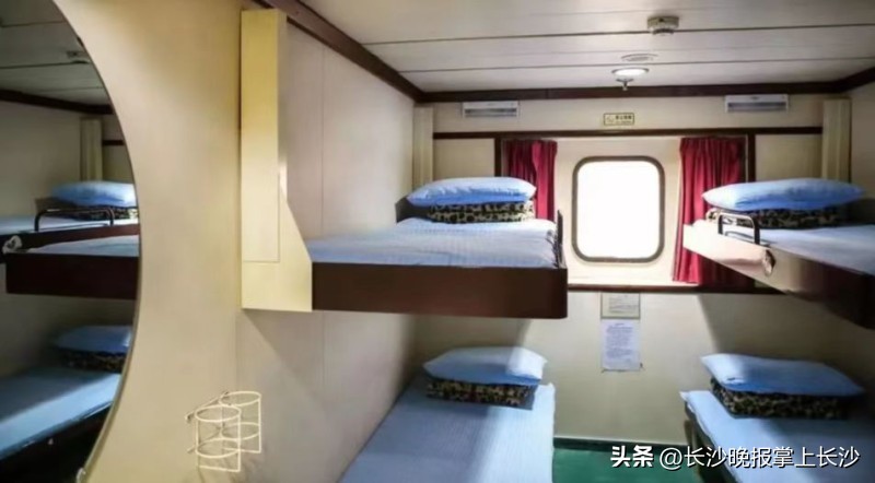 韩国新香雪兰游轮4-6人间,新郁金香号邮轮