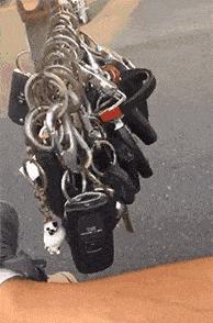 女孩子看见照片后就发个哈哈哈,姑娘不是什么照片都能随便发的