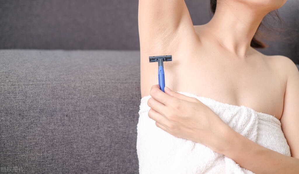 为什么有人“下面”没有毛?别害羞,了解女性*处私**毛发的3个用处