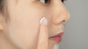 不想化妆用隔离霜还是素颜霜好,不想化妆用素颜霜怎么样