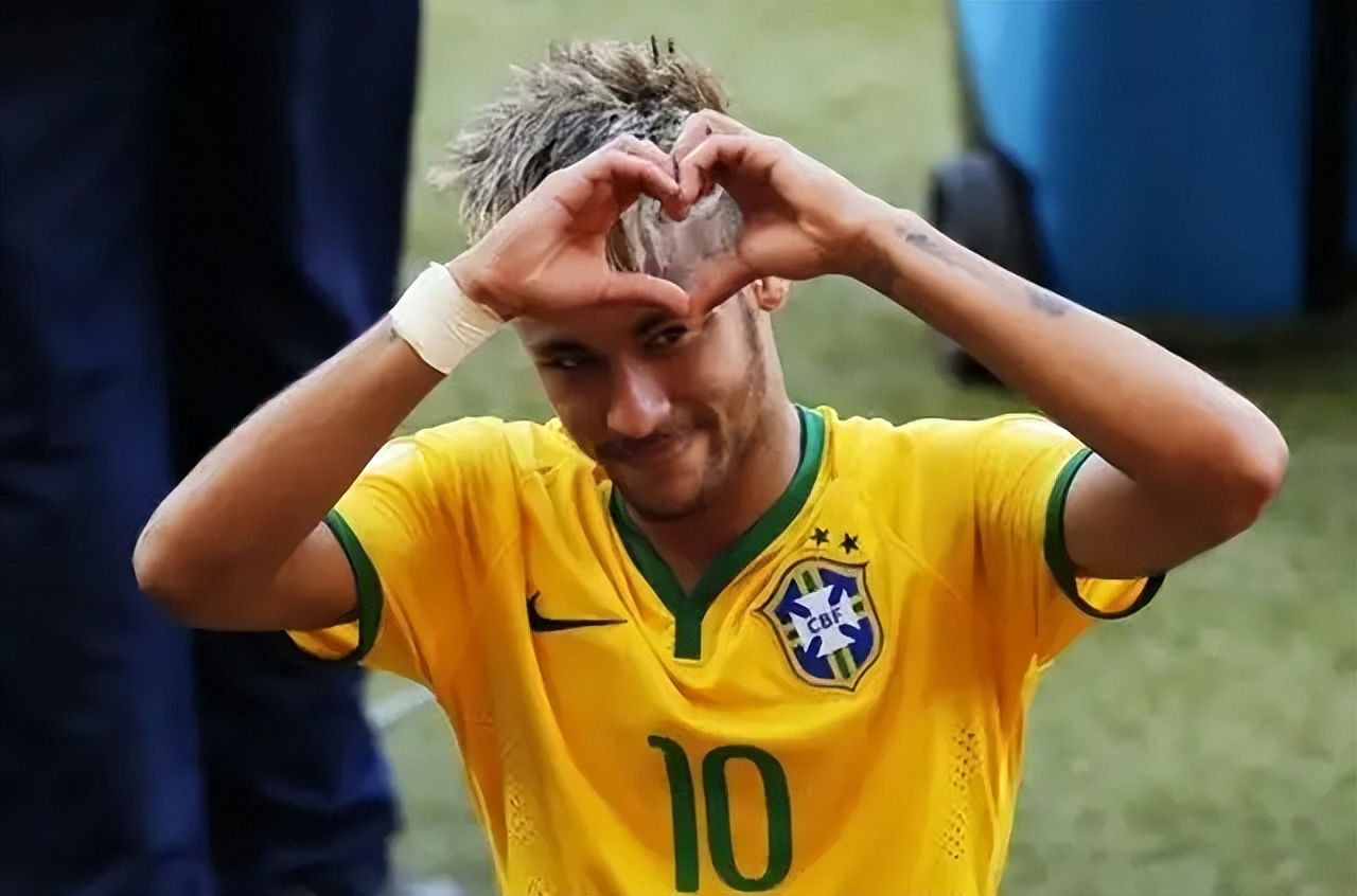 亚洲金字塔足球,亚洲足球射门