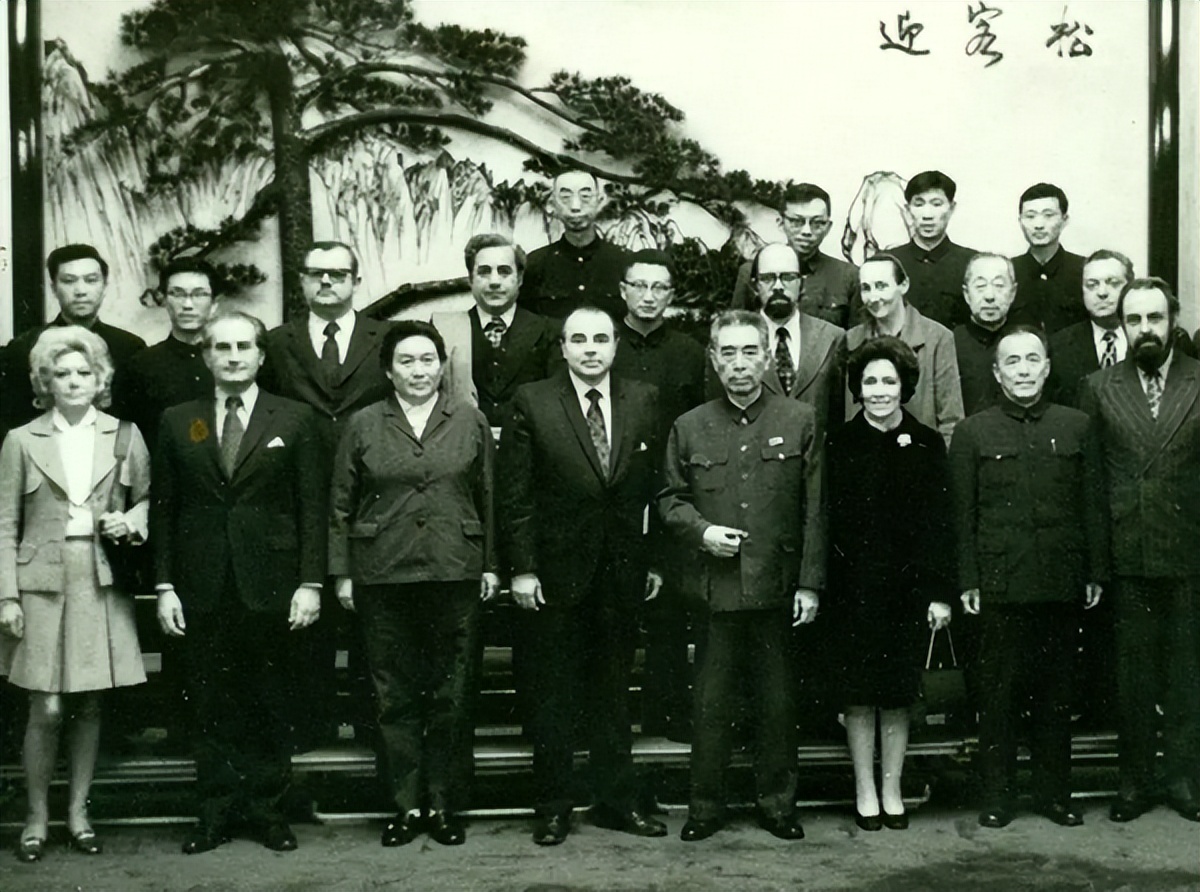 一切为了人民的健康——周恩来与新中国卫生防疫二三事|方志江苏