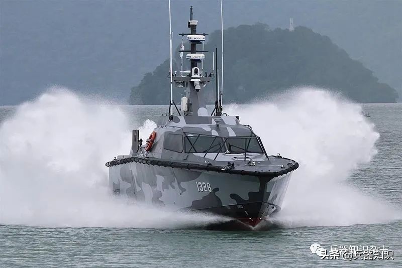 2023年兰卡威航展，“八一”飞行表演队换机首秀