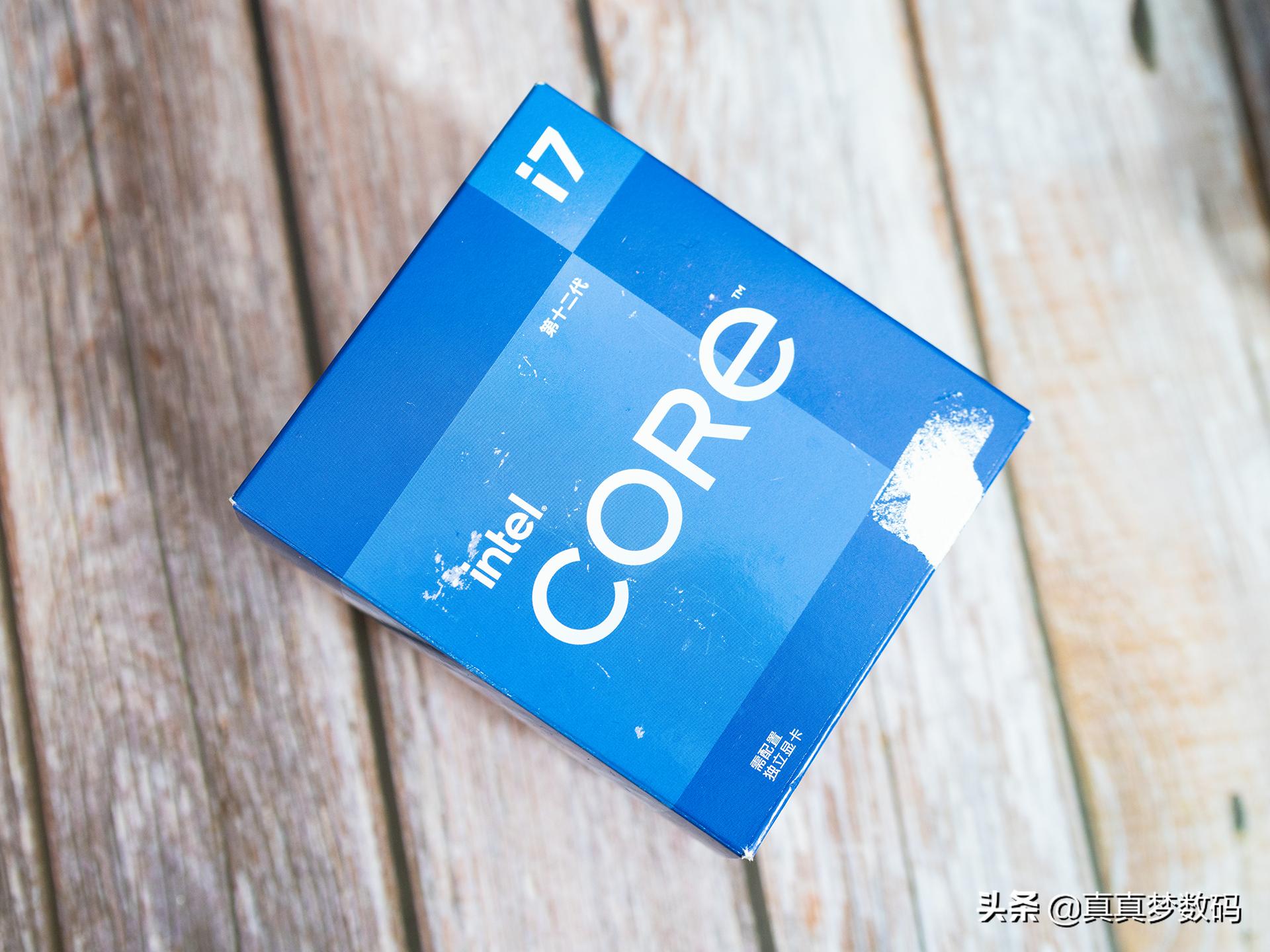 时隔三年再装机：攒了一台12代i7小钢炮主机，等显卡降价