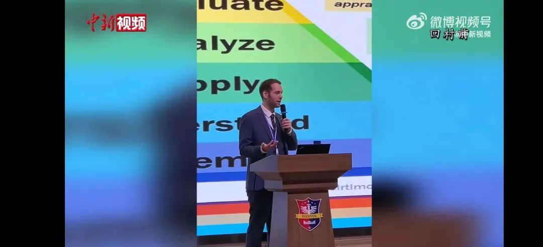 女子晒老公回村前后差别,中国女人晒外国老公回村前后对比