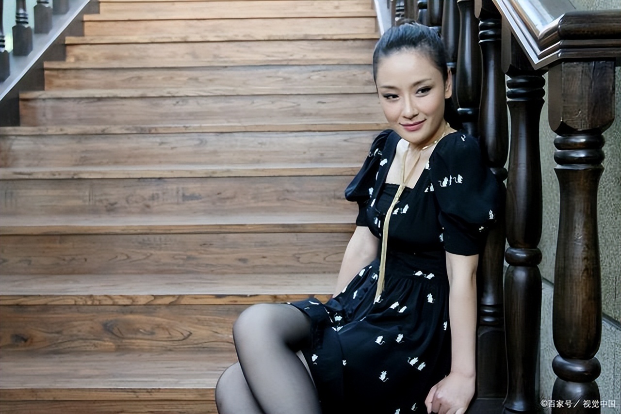 前女友一直纠缠现任怎么彻底解决,纠缠过前女友怎么加回前女友微信