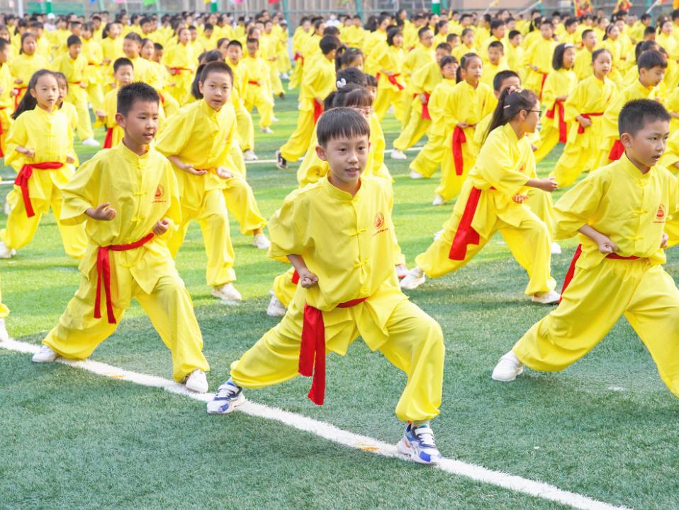福田区学校篮球比赛,福田区体育馆比赛