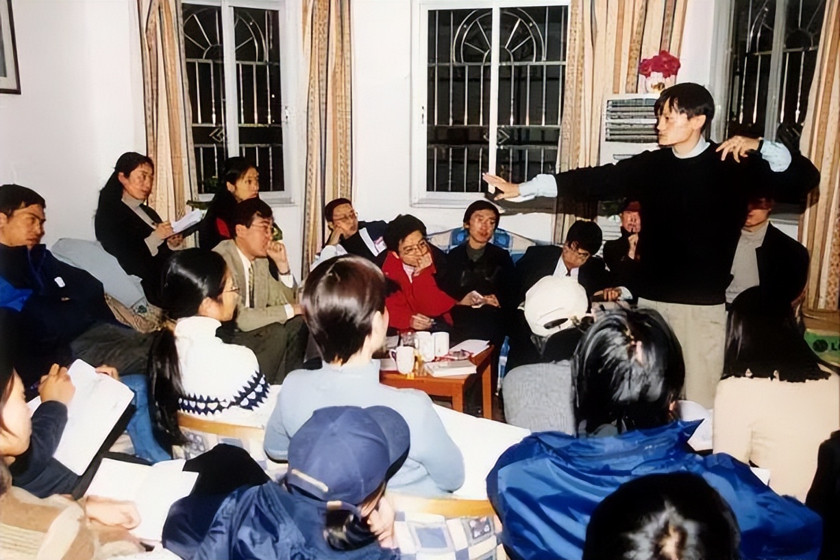 马云陪老婆逛街视频,马云和秘书的对话全过程