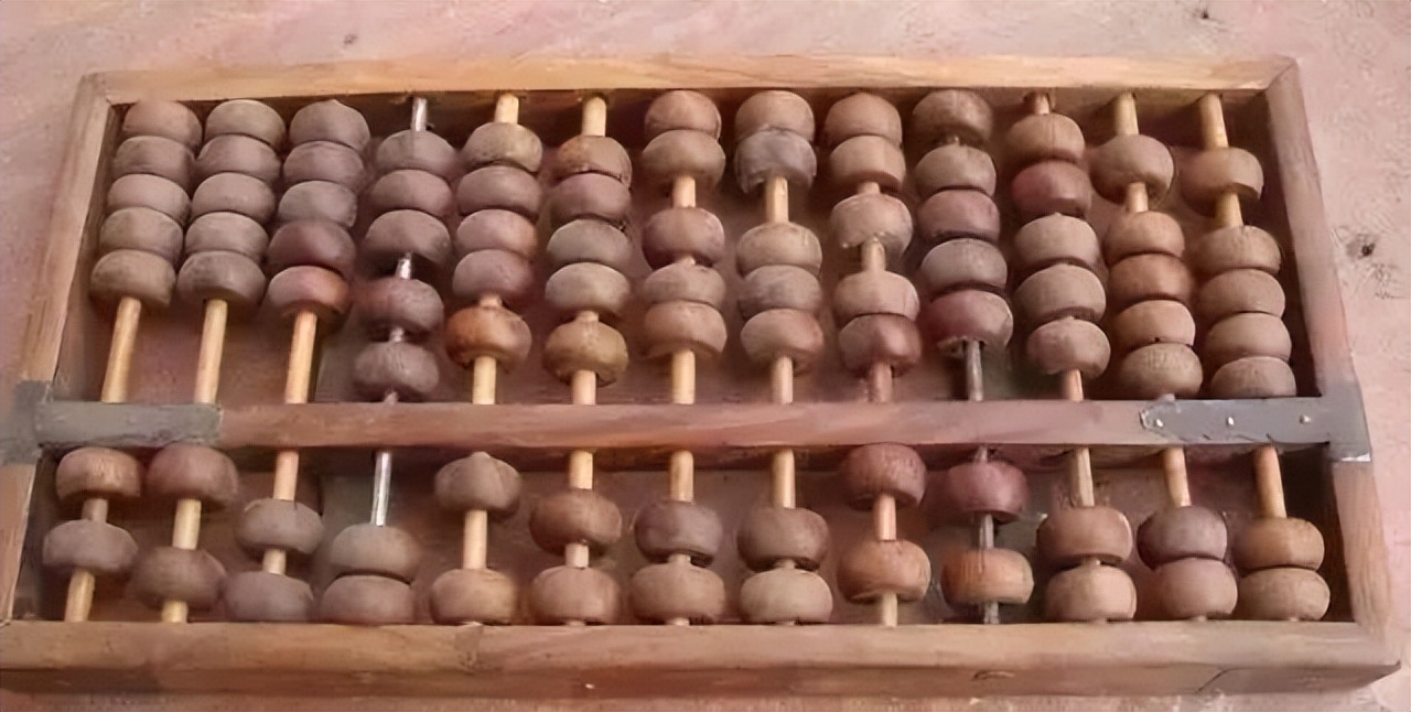 老算盘价值不菲吗,普通老算盘有收藏价值吗