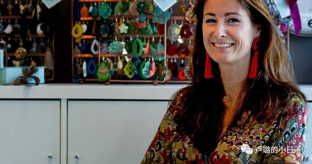 一对耳环价值36万,一对耳环一百万