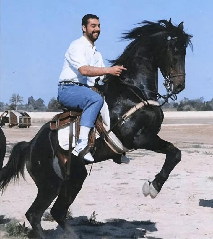 萨达姆长子乌代告诫替身:除这一条不能触犯外,可共享我的一切